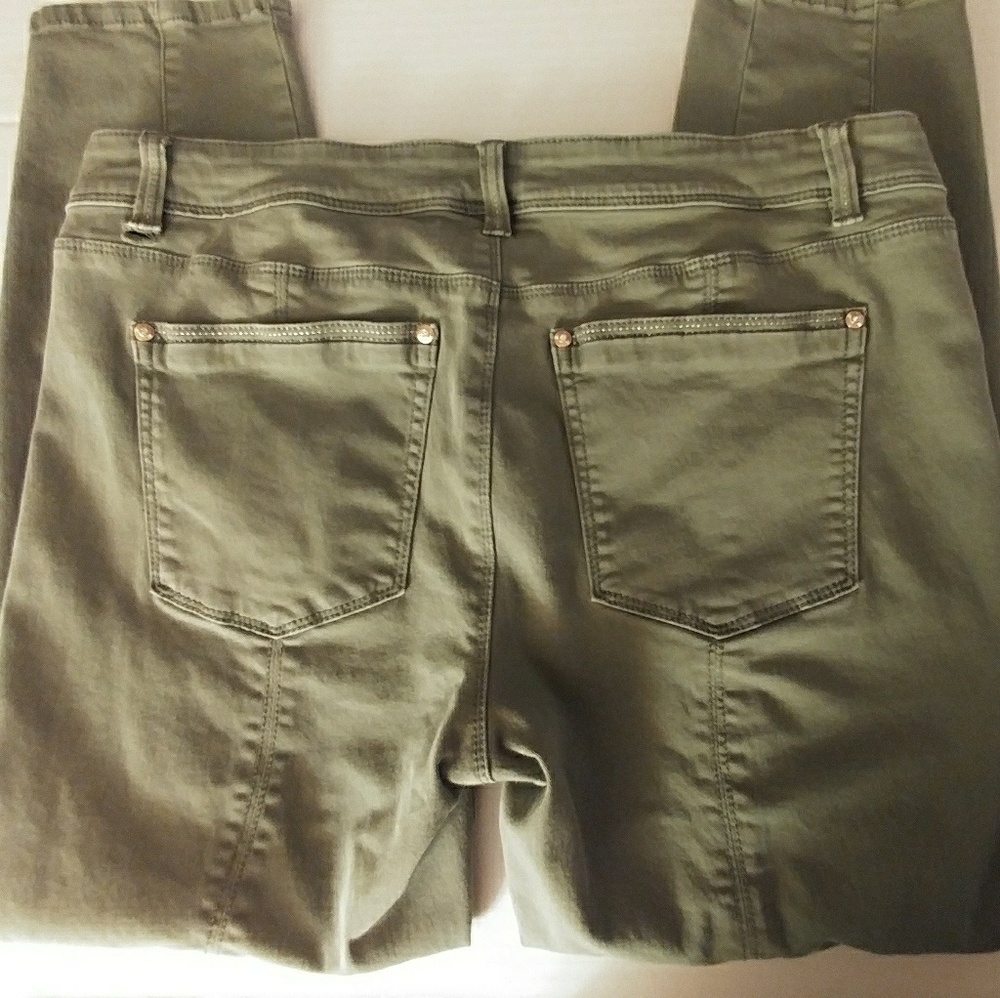 WHBM Skinny Crop Jeans